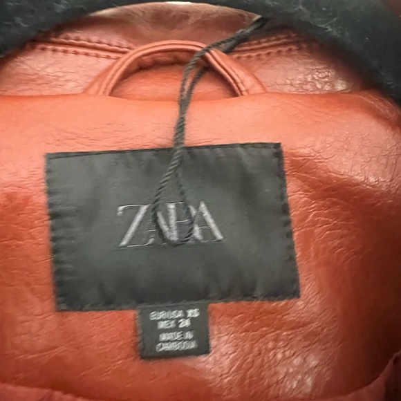 Zara woman’s Chocolate Leather Jacket - Picture 6 of 12